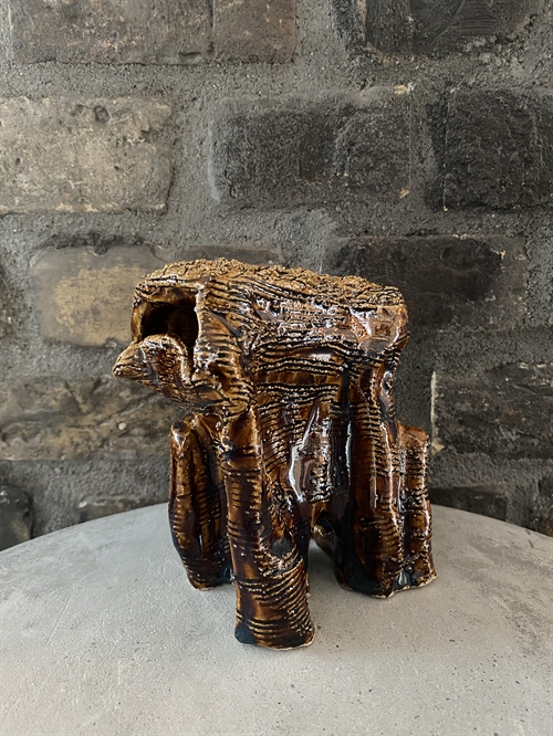 Keramik skulptur af Sander Calundan